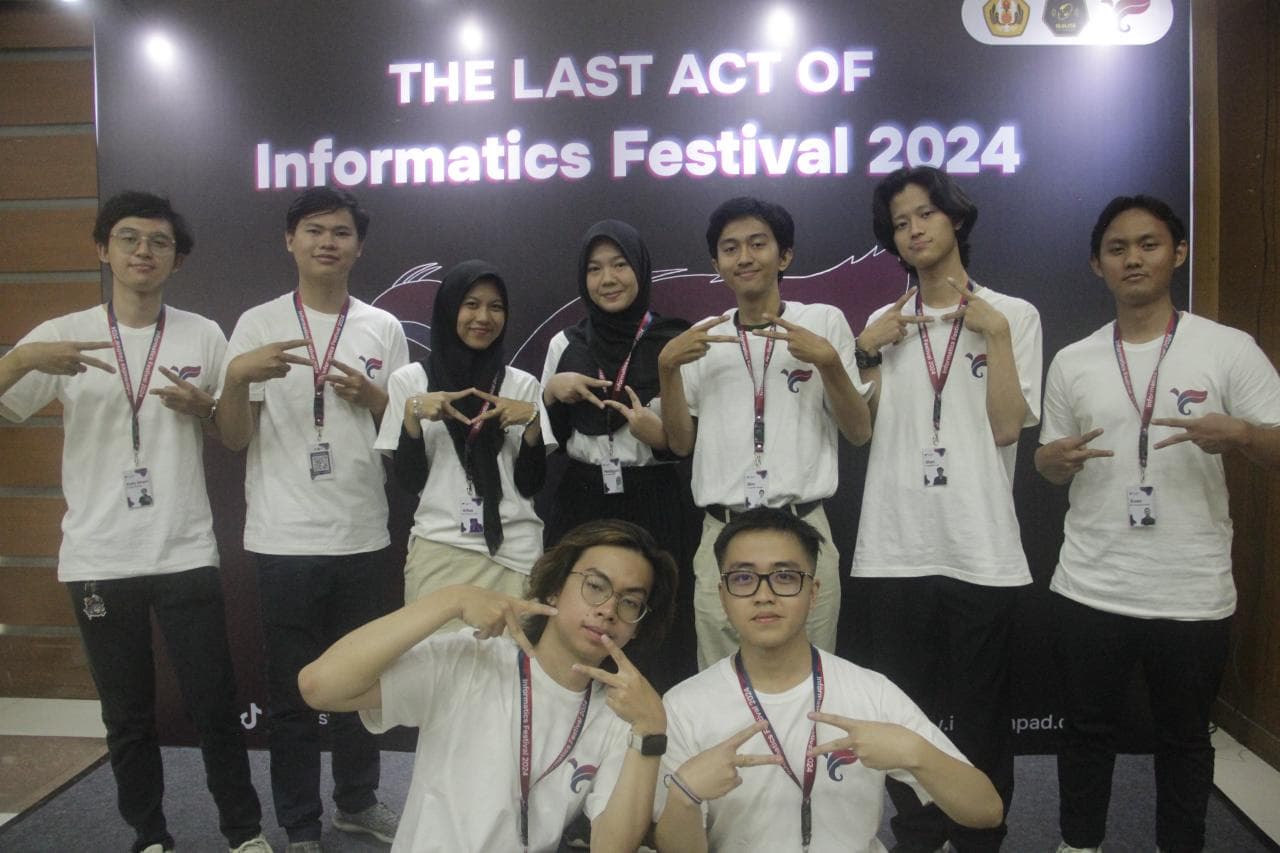 IT Competition IFEST 2024's Team.